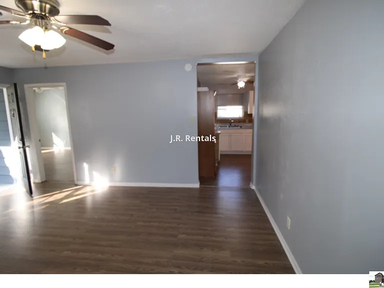 409 Short Ave — Photo 5