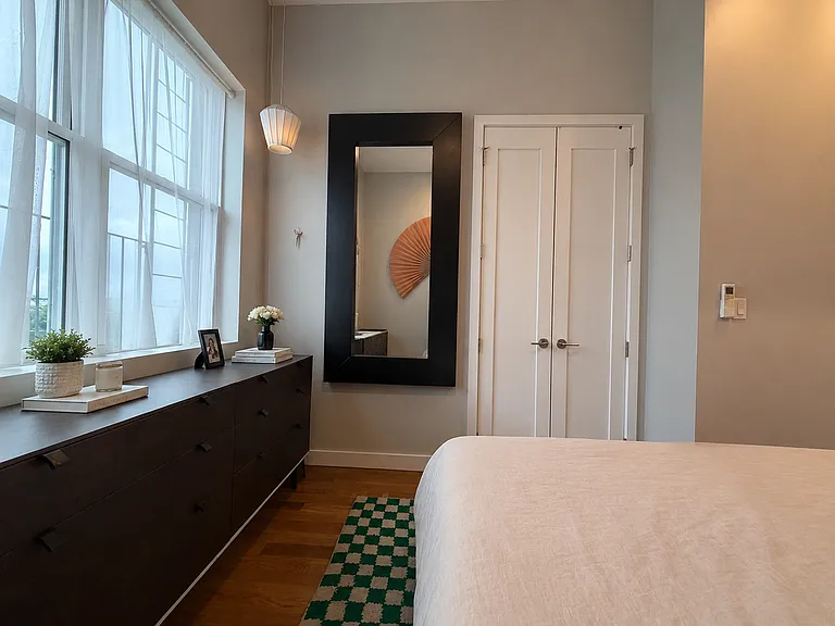 1661 Woodbine St #5A — Photo 4