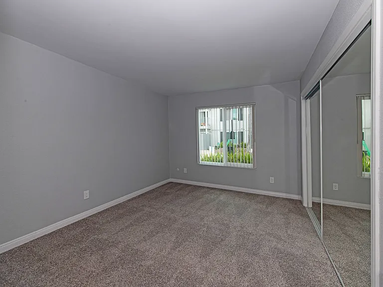 Parkside Apartments — Photo 21