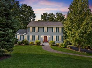 7 Greystone Ter, Hooksett, NH 03106