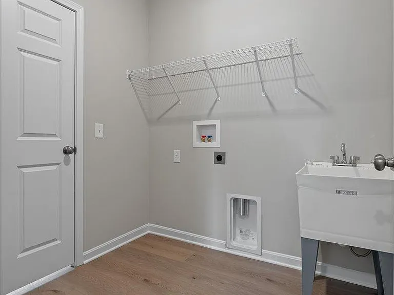5606 Callaway Dr — Photo 15