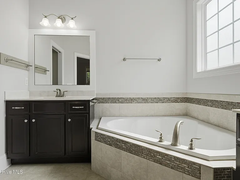 3702 Cinnamon Fern Dr — Photo 28