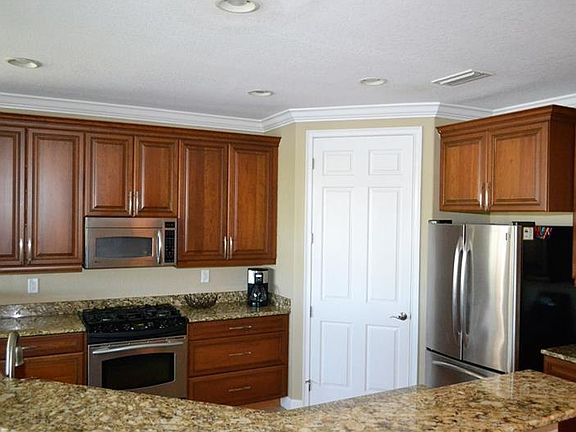 5th image of 101 Bella Vista Ter #1B