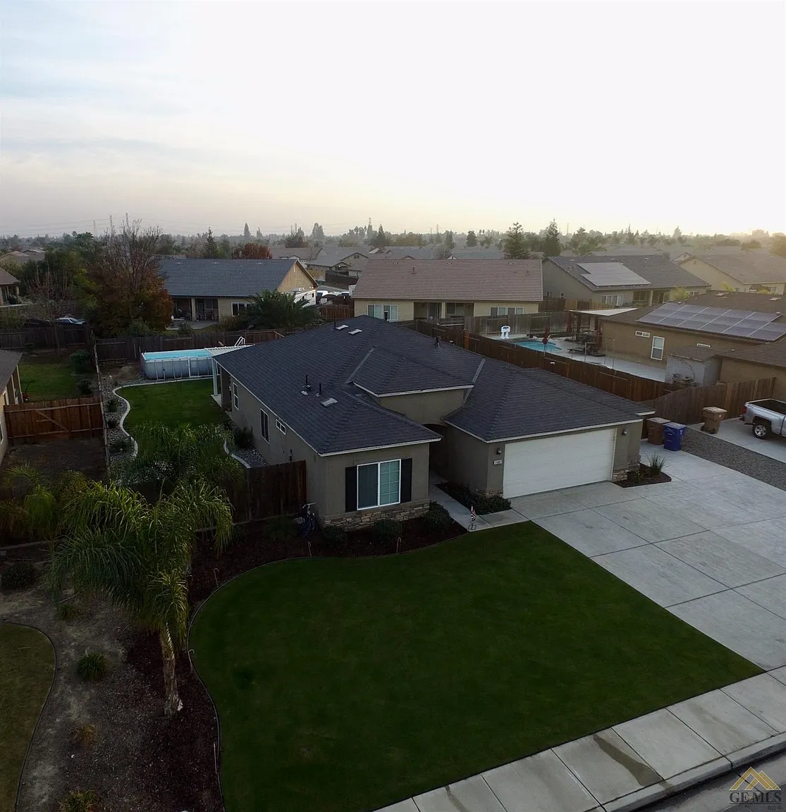 11607 Jimrik Ave photo 1