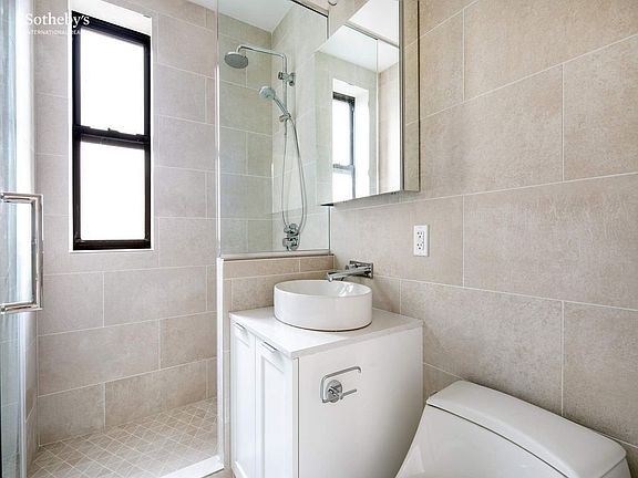 4th image of 342 W 21st St APT 4A