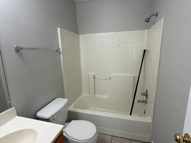 12 Point Place Dr — Photo 14