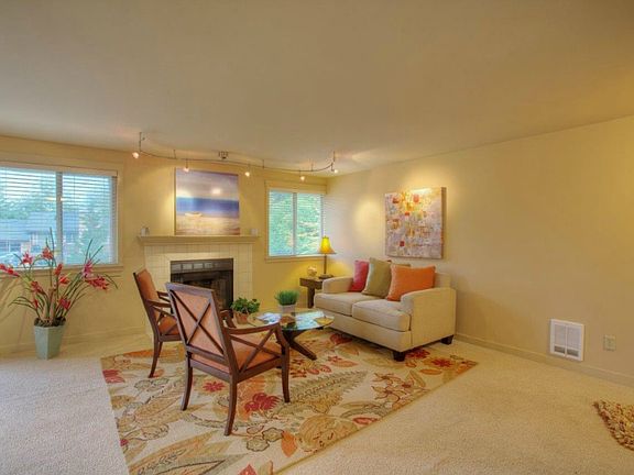 4th image of 8240 126th Ave NE #B301