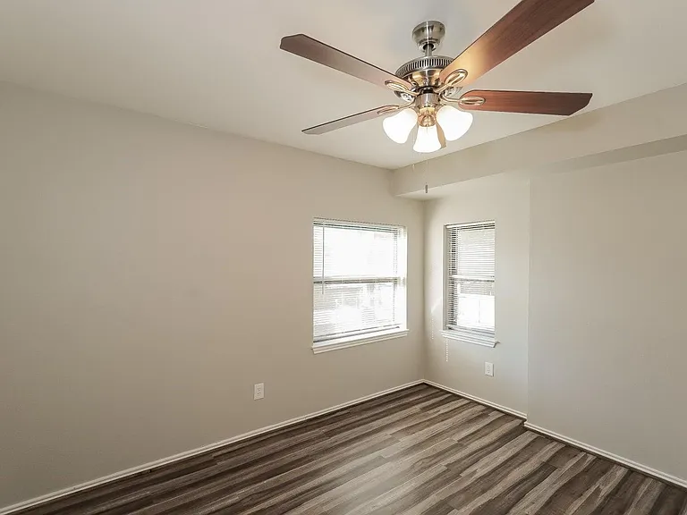 6915 Eagle Ridge Dr — Photo 10