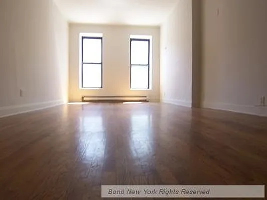 Rented by Bond New York | media 4