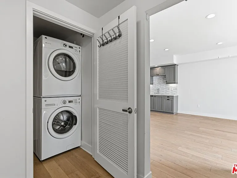 627 Deep Valley Dr #Penthouse 620 — Photo 9