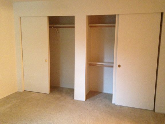 4th image of 4 NE Tandem Way APT 206