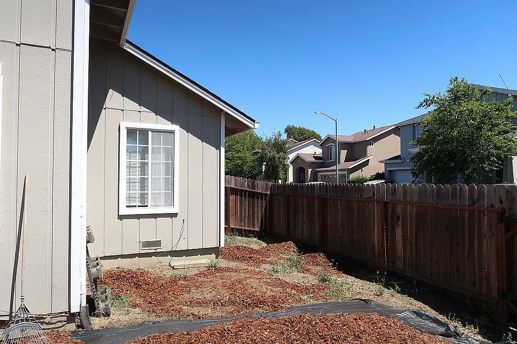701 Deerfield Dr - Photo 9