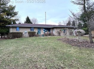 9776 Marsh Rd, Fowlerville, MI 48836