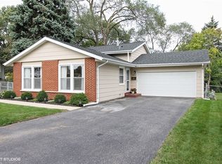 3708 Eleanor Ct, Rolling Meadows, IL 60008