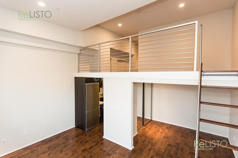 1st image of 550 Jessie St APT 417