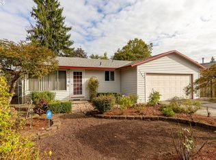 16007 NE Sacramento St, Portland, OR 97230