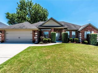 3496 Glenbrook Loop, Springdale, AR 72764