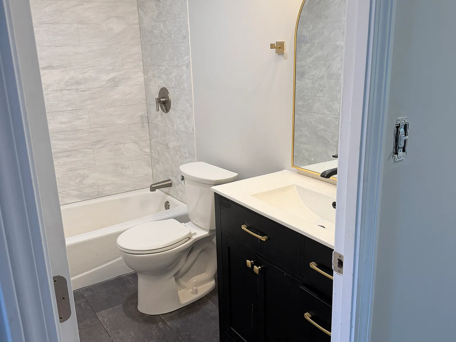 3 bed, 954 sqft, $2,900 — Photo 4