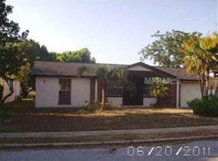 5831 Elena Dr, Holiday, FL 34690