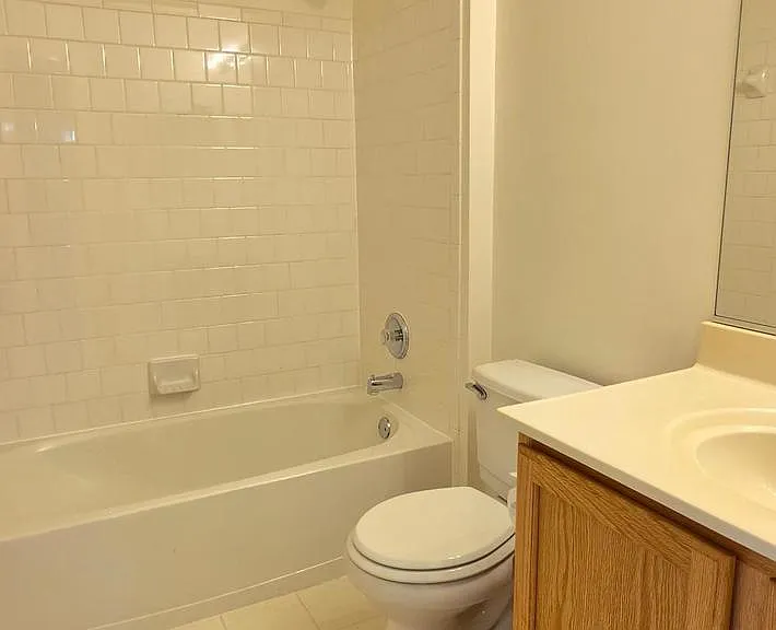 12723 Sullivan Ct — Photo 15
