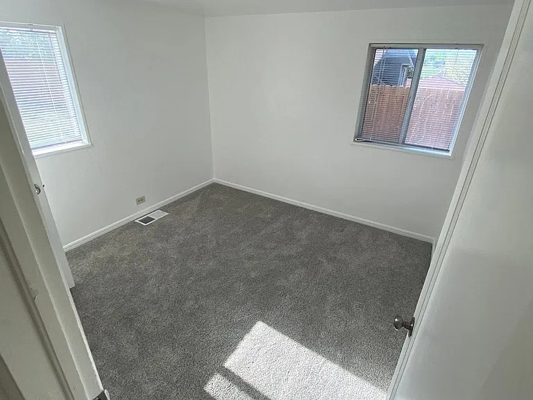 985 S Marshall St — Photo 9
