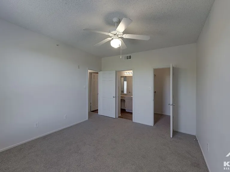 La Crosse Apartments — Photo 47
