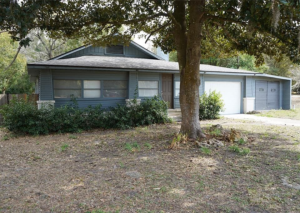 1st image of 2107 NE 8th Rd