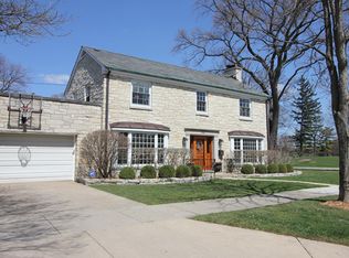 1104 Greenfield St, Oak Park, IL 60302