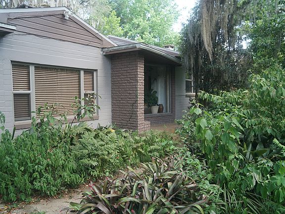 Exterior painted in 2018