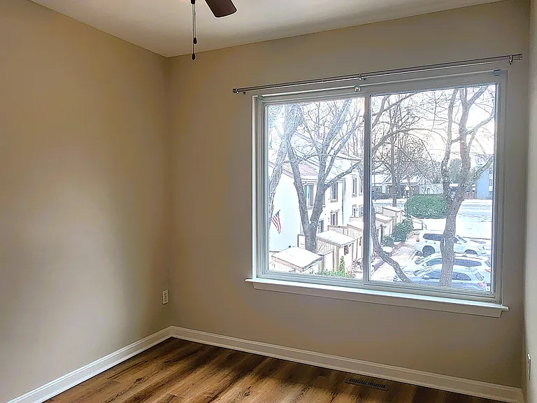5451 El Camino #5D — Photo 23
