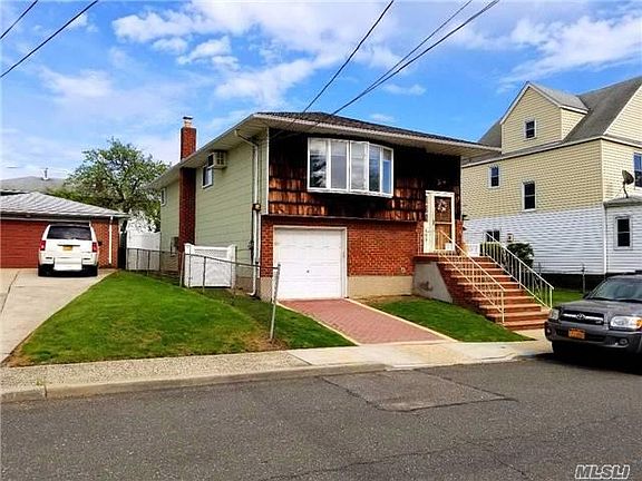 5th image of 109 Seville St