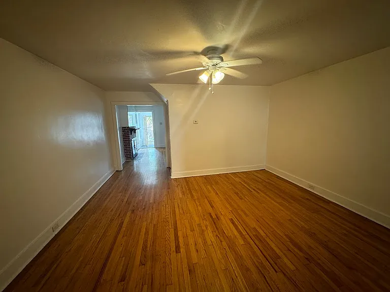 6325 Glenview Pl — Photo 32