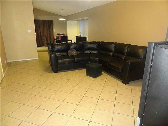 2nd image of 10440 Valle Blanco Dr