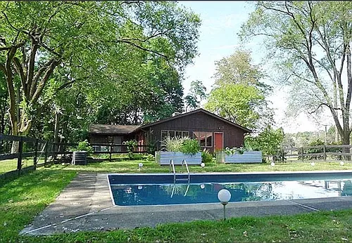 183 Barrytown Rd Photo 1