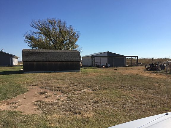 4th image of 208749 E County Road 48