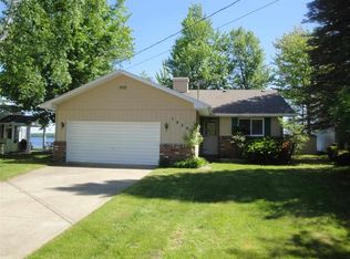 7929 Shore Rd NE, Kalkaska, MI 49646