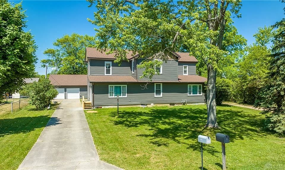 1st image of 2213 Knoll Dr