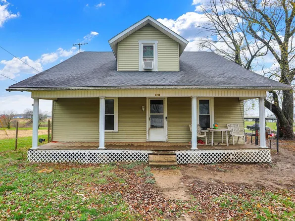 2704 E County Road 350 S, Muncie, IN 47302