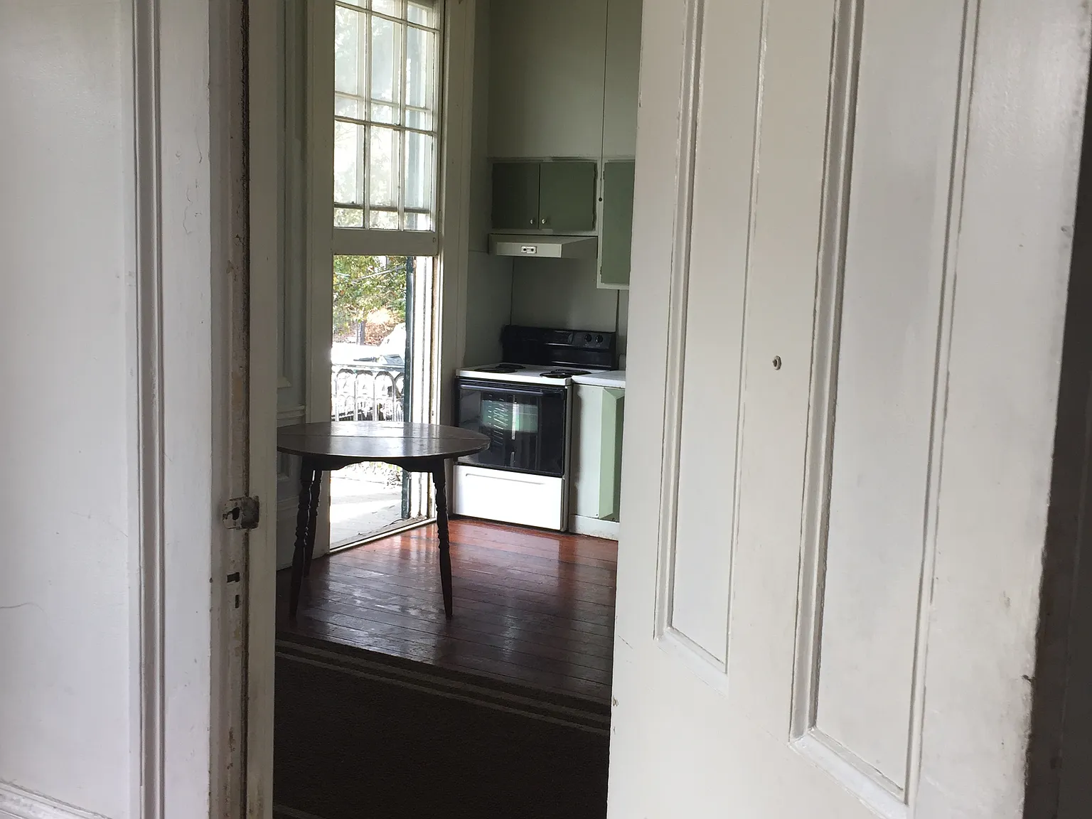 1431 Josephine St — Photo 3