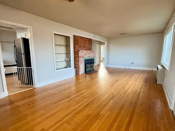 36 Manor Dr, Dover, DE 19901