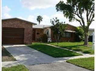 6731 SW 10th St, North Lauderdale, FL 33068
