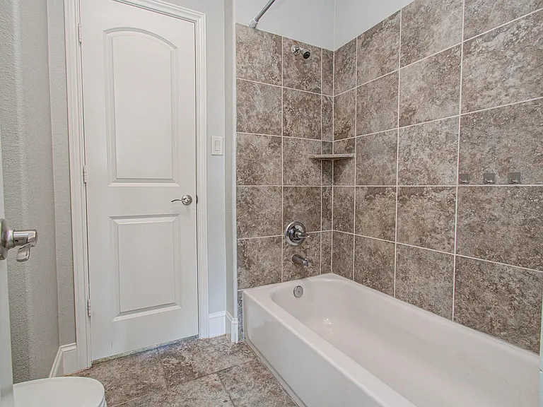 13433 Vintage Trail Ln — Photo 39