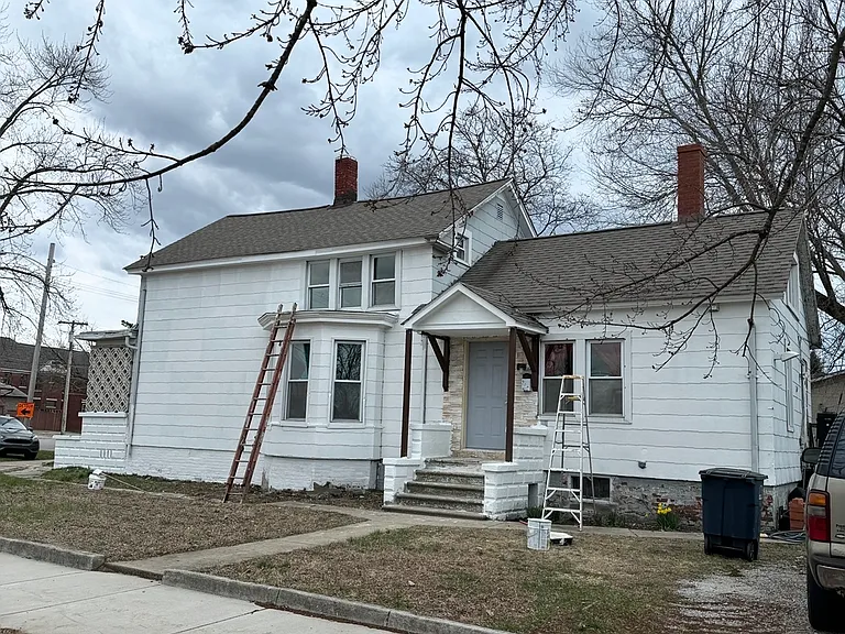 303 Chicago St — Photo 2