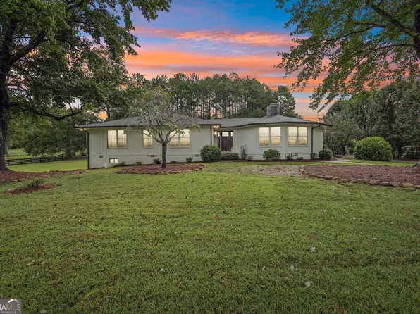 1470 A J Land Rd, Canton, GA 30115