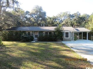 17 Bent Oak Rd, Beaufort, SC 29907