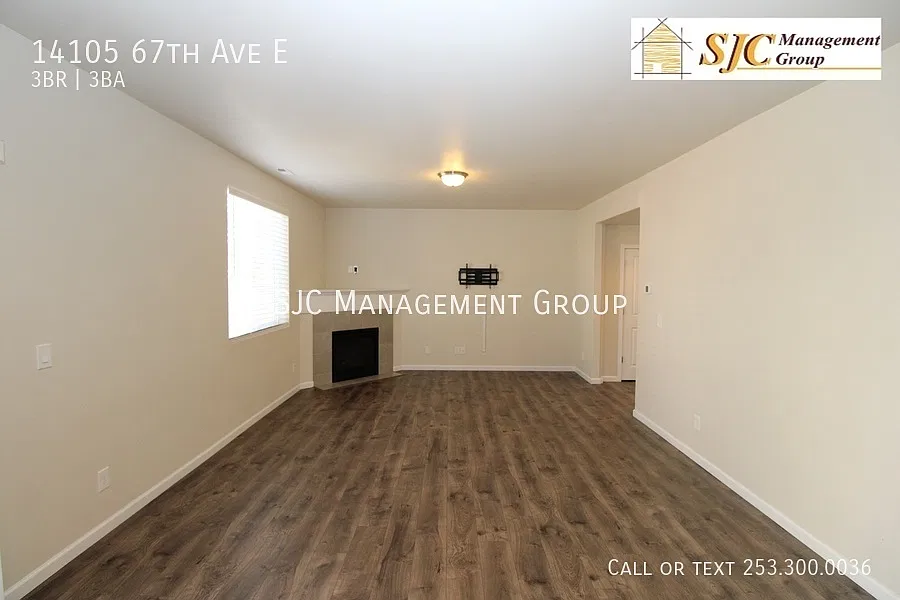Three bedroom home in Puyallup — Photo 2