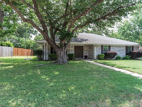 3rd image of 2234 Scarlet Ln