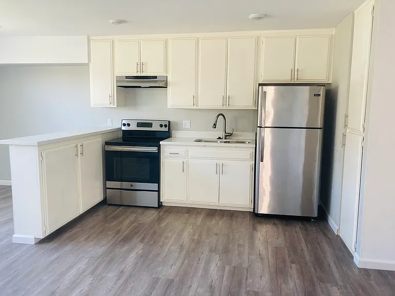 829 N Bunker Hill Ave #A — Photo 5