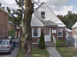 6032 255th St, Little Neck, NY 11362