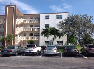 1019 Guildford Dr #B, Boca Raton, FL 33434